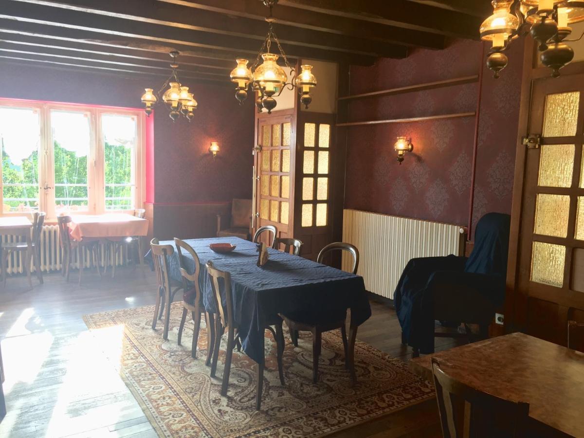 Chambres Chez L'Habitant Et Table D'Hotes Crocq "Le Vieil Hotel" מראה חיצוני תמונה